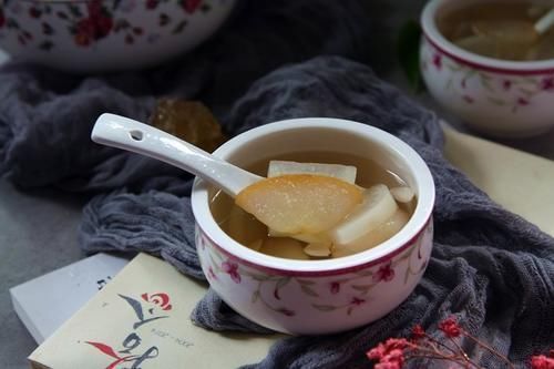 北杏仁|它是肺部的“大救星”,每周1碗,给肺部大扫除,抽烟的人要多喝