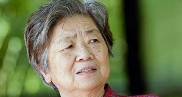 我们来了|为何年纪大了容易有老年斑，营养专家常吃两物，可能及时避免