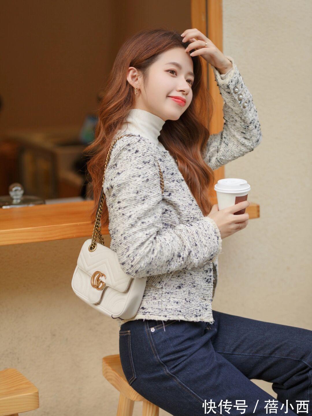 外套 优雅的女人必须有“小香风外套”,配半身裙知性优雅,配裤子时髦