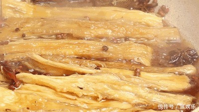 腐竹怎样烧的又软又入味跟大厨学,香味浓郁又下饭,我家经常做