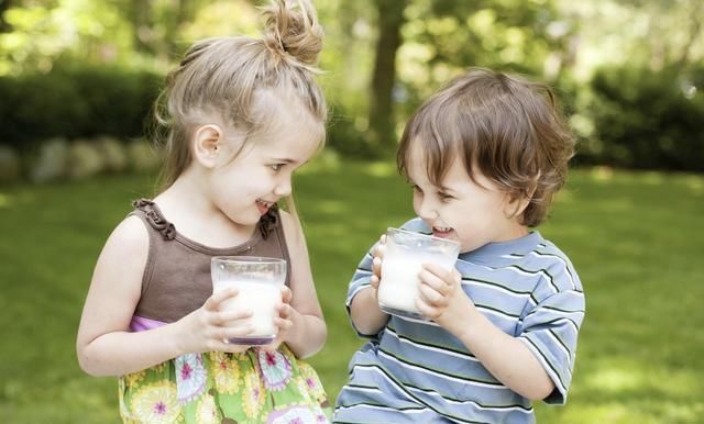 园长|儿子在幼儿园被孤立,宝妈勃然大怒,园长穿这身,谁敢和他玩