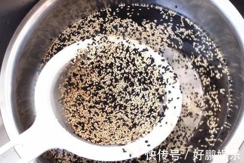 面条|吃面条的时候来2勺.太下饭了.有美味又有食欲