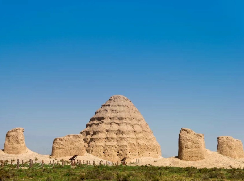 成吉思汗|为灭西夏,成吉思汗真的下令屠城,妇孺不留,并且挖地三尺吗?