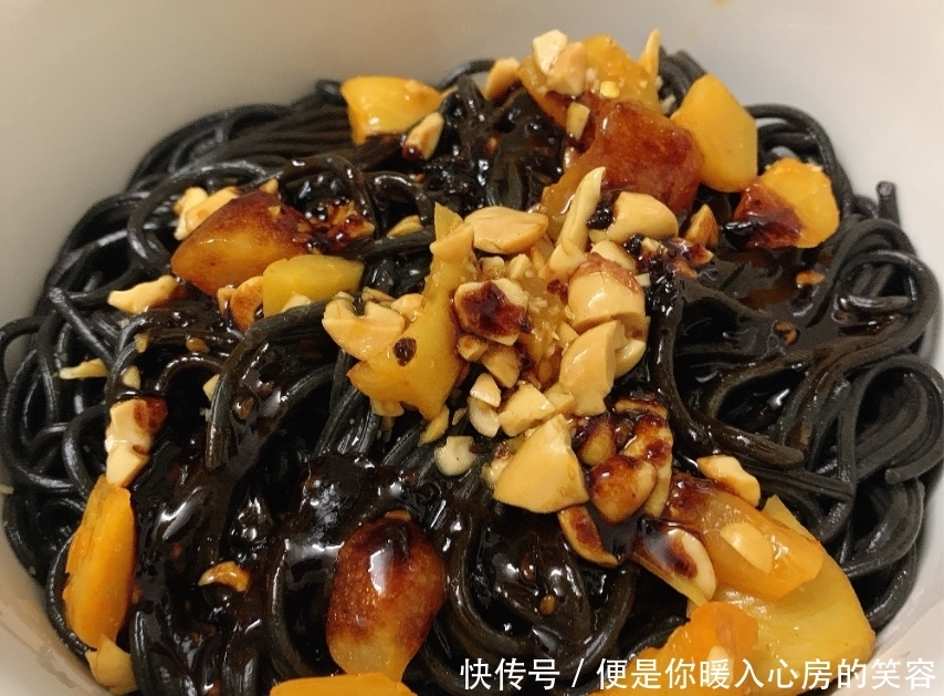 被称为泡面界“小王子”,汤达人在它面前都算小弟,吃过的算你识货!