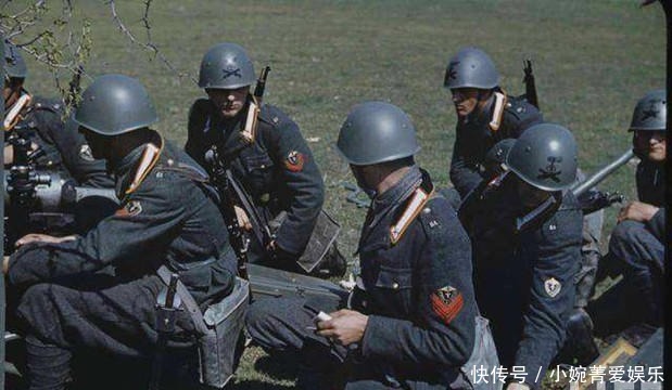 意大利|战斗机没油，飞行员迫降，4300名意大利军：别打，我们投降！