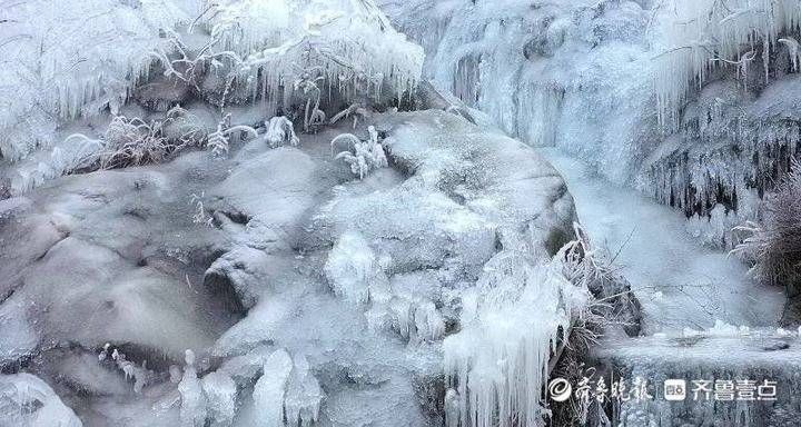 九如山|寒潮给济南南山送大礼，九如山现惊艳清泉冰瀑