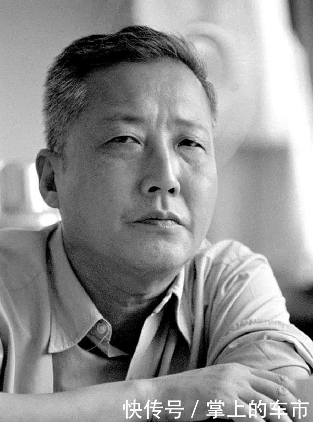 他是《青春之歌》余永泽,戏中与林道静成婚,晚年遗憾患老年痴呆