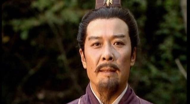 真小人|水浒传里面谁最伪善？不是宋江吴用，此人看似忠义实则是真小人