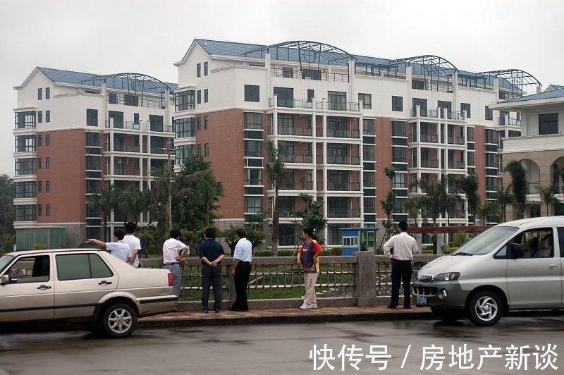 房子|为何同一栋楼,西户早已售罄,东户还没卖多少?建筑学家4点分析