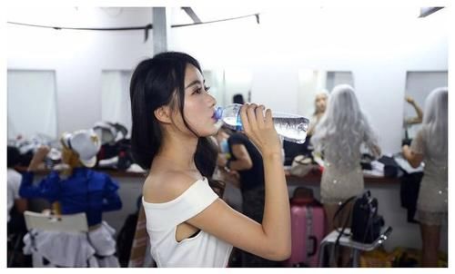 大便|上厕所很困难的人，牢记“3法，2改”，或能帮你“赶走”便秘