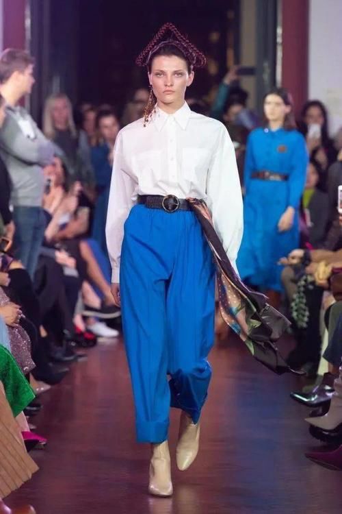 蓝色，穿对了显白有气质！