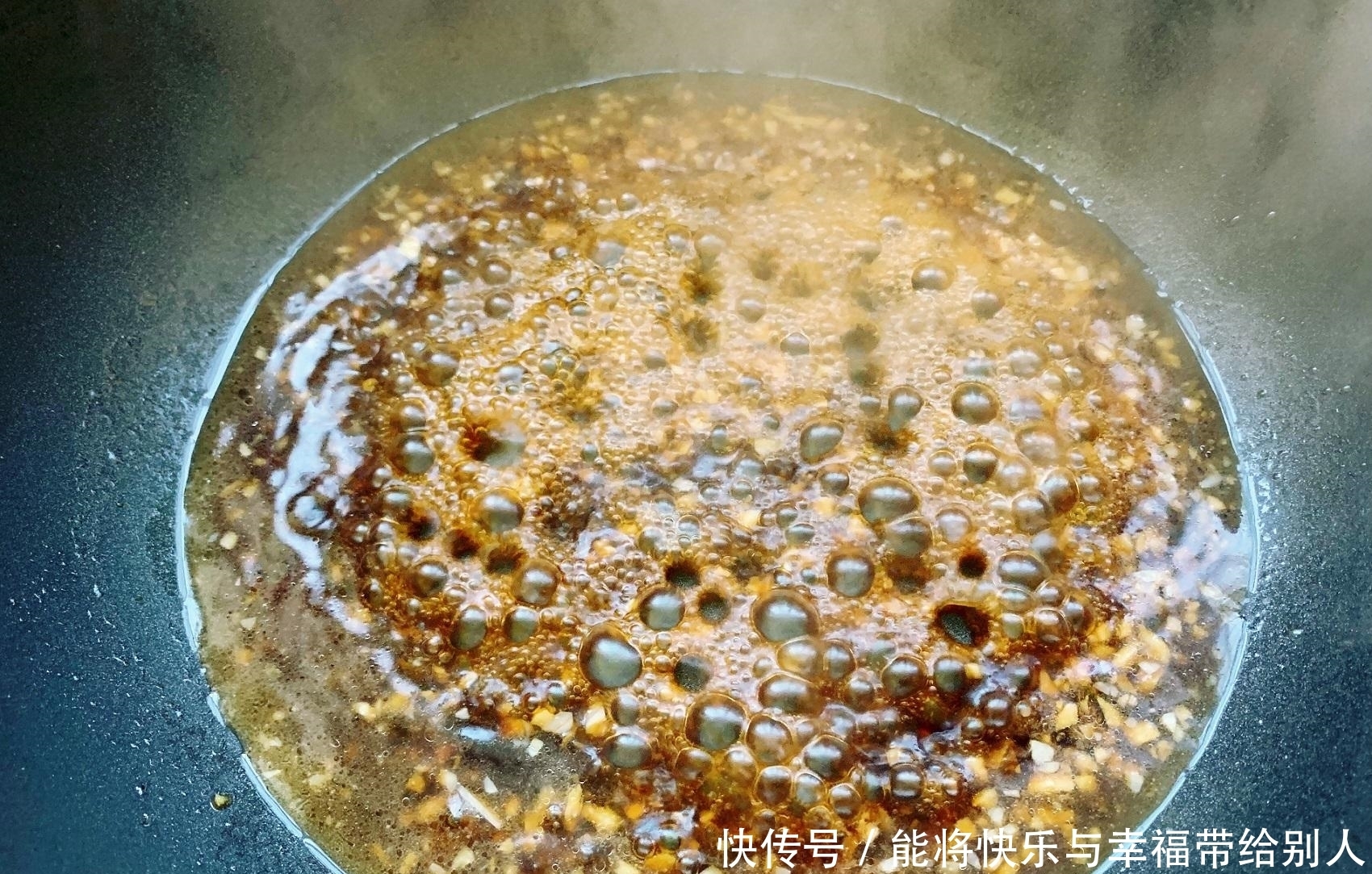 莲藕和肉这么做，不用1滴油，做好之后比藕盒还香，开胃下饭