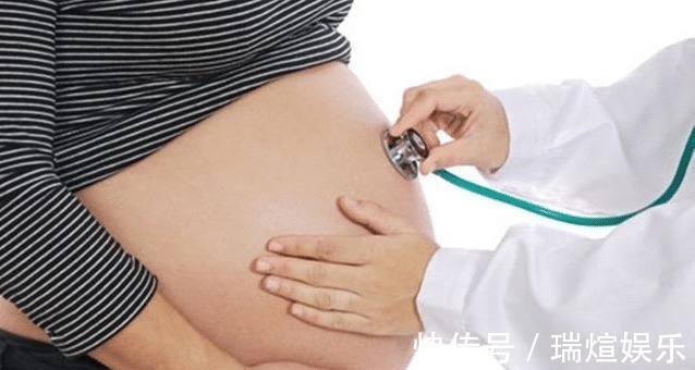 胞胎|女子误以为怀双胞胎,医院产检才知,肚子里宝宝的数量打破了纪录