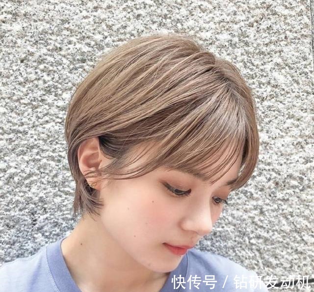 波波头 5款适合女生所有脸型的发型!5款适合女生所有脸型的发型!