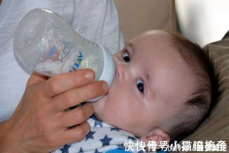 大人饭|宝宝什么时候吃盐最合适不是一岁和两岁,也不是越晚越好