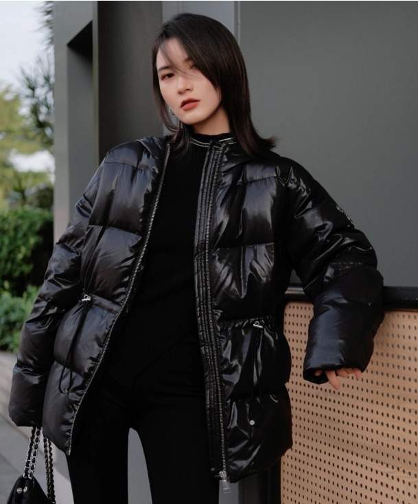 阔腿裤 冬季就该这么穿,时髦精们的“羽绒服”穿搭示范,减龄显瘦还时髦