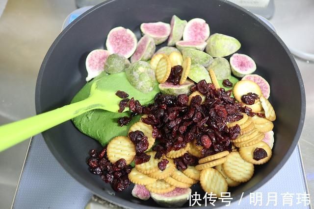 电磁炉|这款抹茶牛轧糖真好吃,又酥又美还不甜,女生和孩子都喜欢