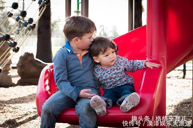 妈妈|宝宝为什么喜欢揪妈妈的头发明白缘由后,你还舍得凶他吗