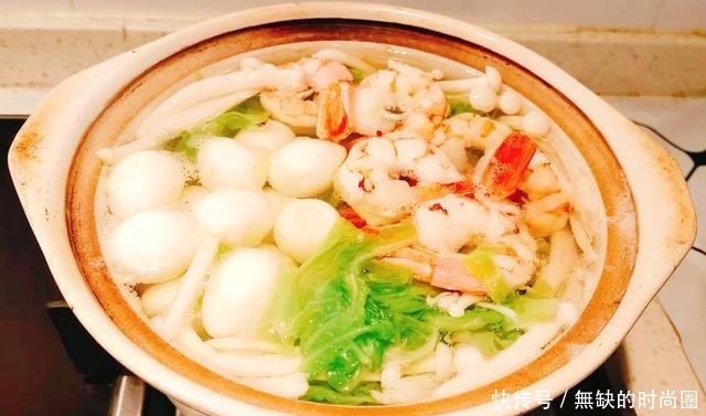 虾仁海鲜菇烧白菜汤，鲜香好喝，多加一种食材，做好后味美更营养