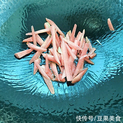 超级简单的炒佛手瓜，赶快get起来