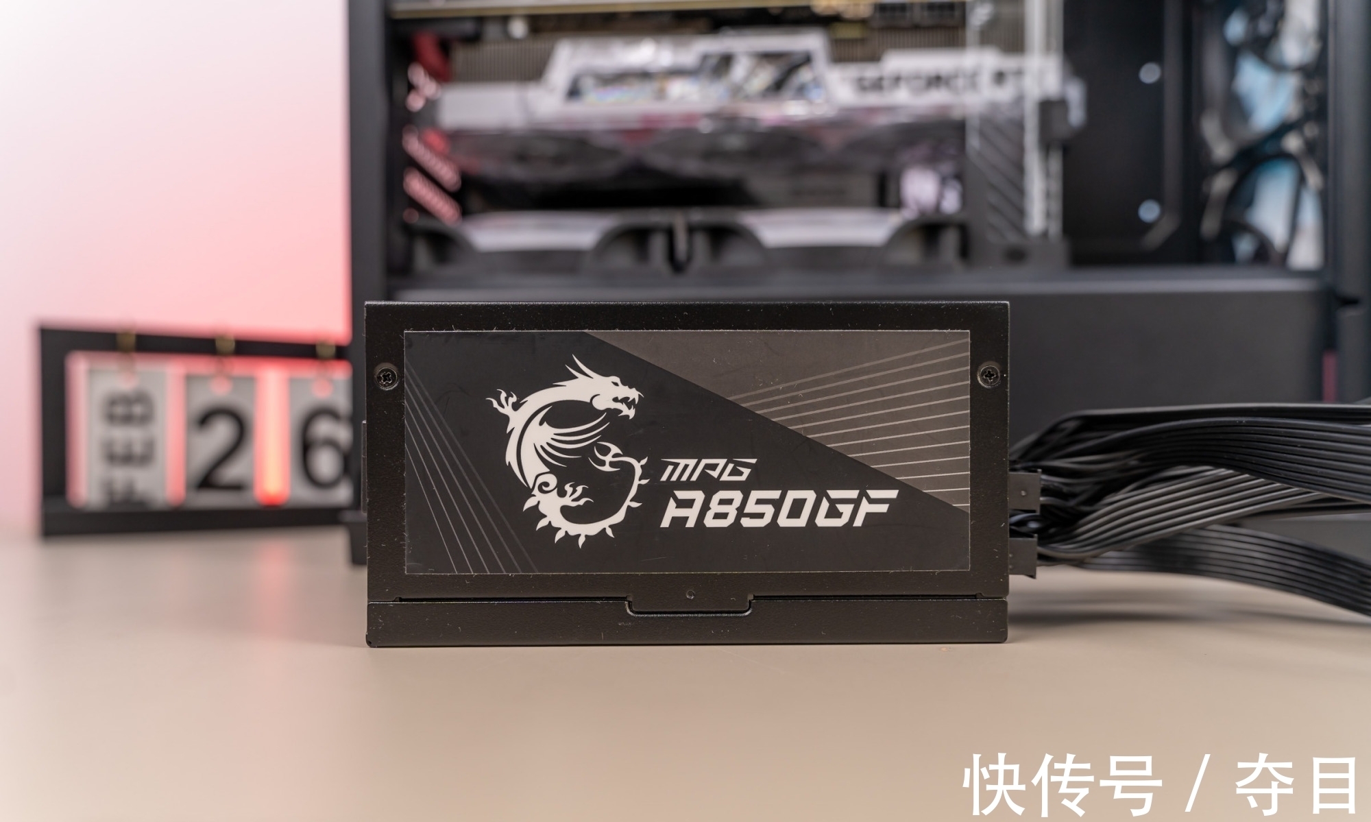 冷排|外观精致漂亮，性能非常强大、微星寒霜K360一体式水冷散热 评测