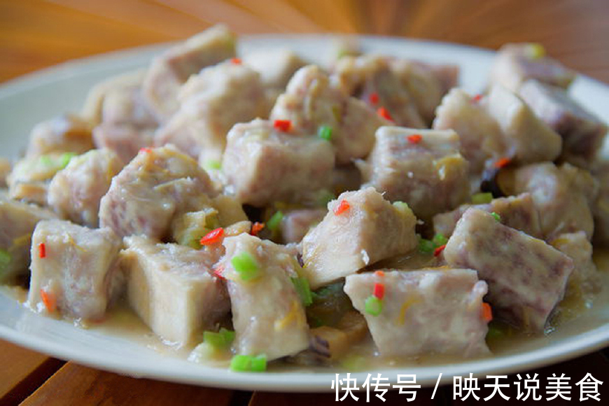 芋头这样做,酥香软糯又不腻,好吃的停不下来,我家早餐常吃它