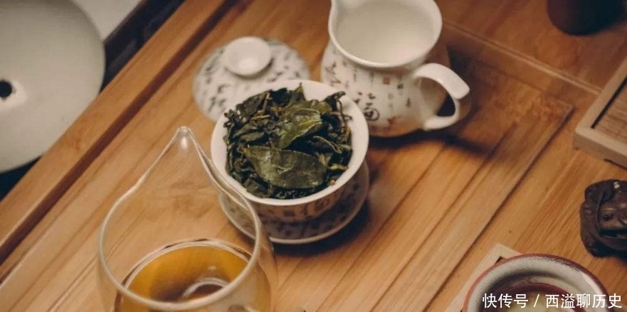 先洗|泡茶之前要不要先洗茶?原来不是所有茶都要洗,哪些茶泡之前要洗茶呢?