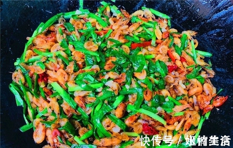 小河虾|小河虾最好吃的做法，简单美味，下酒还补钙，比大鱼大肉还好吃！