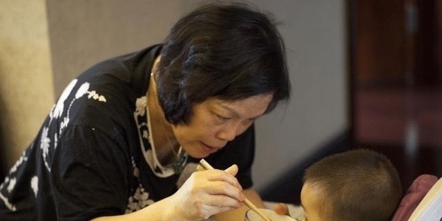 孙女|12岁女孩骨骺线闭合,身高停在1米5!医生:都怪奶奶“这碗汤”