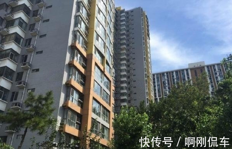 中介|买二手房总看到中介，为啥大家都找中介帮忙？原因有几点，别不信