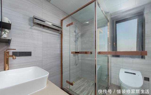 这是我见过最简单时尚的家，进门超大玄关让人羡慕，晒晒全屋