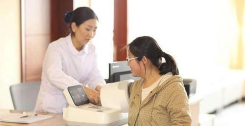 李清|为啥越来越多孕妇不愿去产检?29岁产妇:三个现实原因很戳心