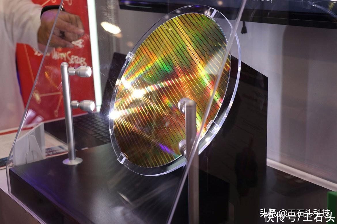 三星|豪掷1.3万亿！韩国科技“巨头”正式决定，台积电面临强大对手