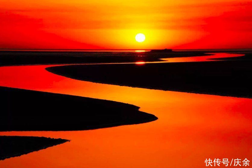 王维笔下的塞外风光，短短十字，便美到令人心醉