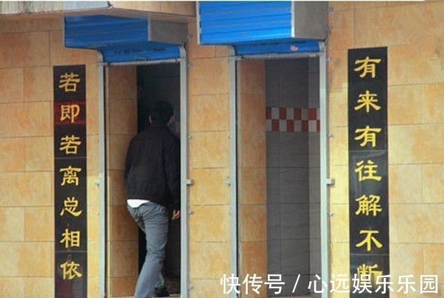 韩非子!贴在厕所的奇趣对联,只能意会不能言传,读个对联比上厕所还过瘾