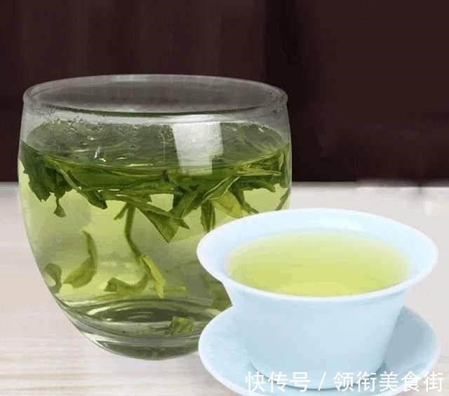 青梅|肚子鼓鼓像怀孕白开水里加点它,减肥又养颜,让你想胖都难!