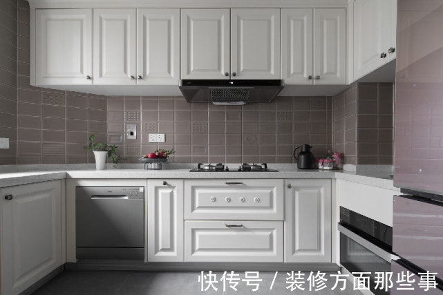 色彩|150平美式轻奢三居室,将设计融入生活全身心地放松,何不乐哉