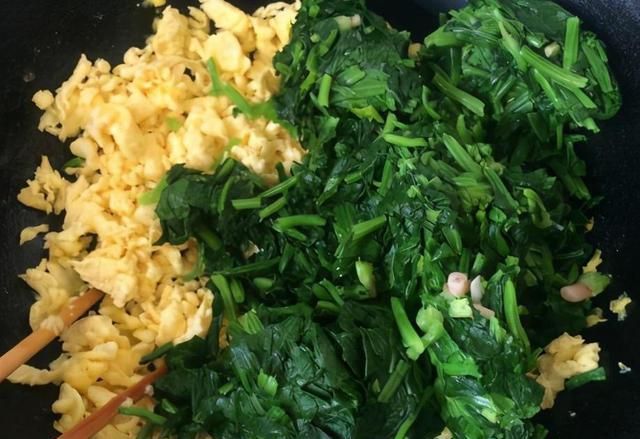 孩子|饺子这吃法太香了,孩子最近馋上吃,底脆皮嫩馅鲜香,早餐吃省事