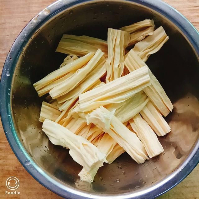 韭菜别再炒鸡蛋了,和“它”搭配,孩子常吃补营养,还护肤明目