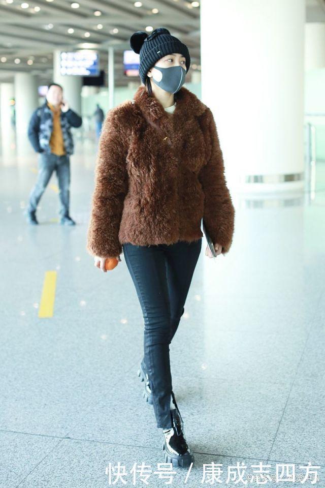 ·ÛË¿|Ì«¸ßµ÷ÁË£¬³ÂÑÇ骸øÆÅÆÅÇìÉú£¬´©Ã«ÈÞÍâÌ×Ðãʱ÷Ö£¬ÓÖȦһ²¨·ÛË¿