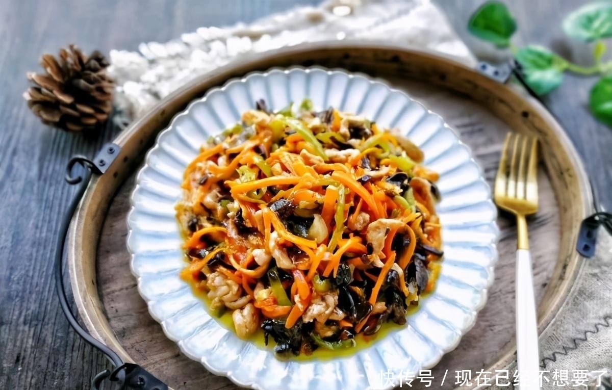 家庭版的鱼香肉丝,鲜香可口,在家也能做出大厨的味道