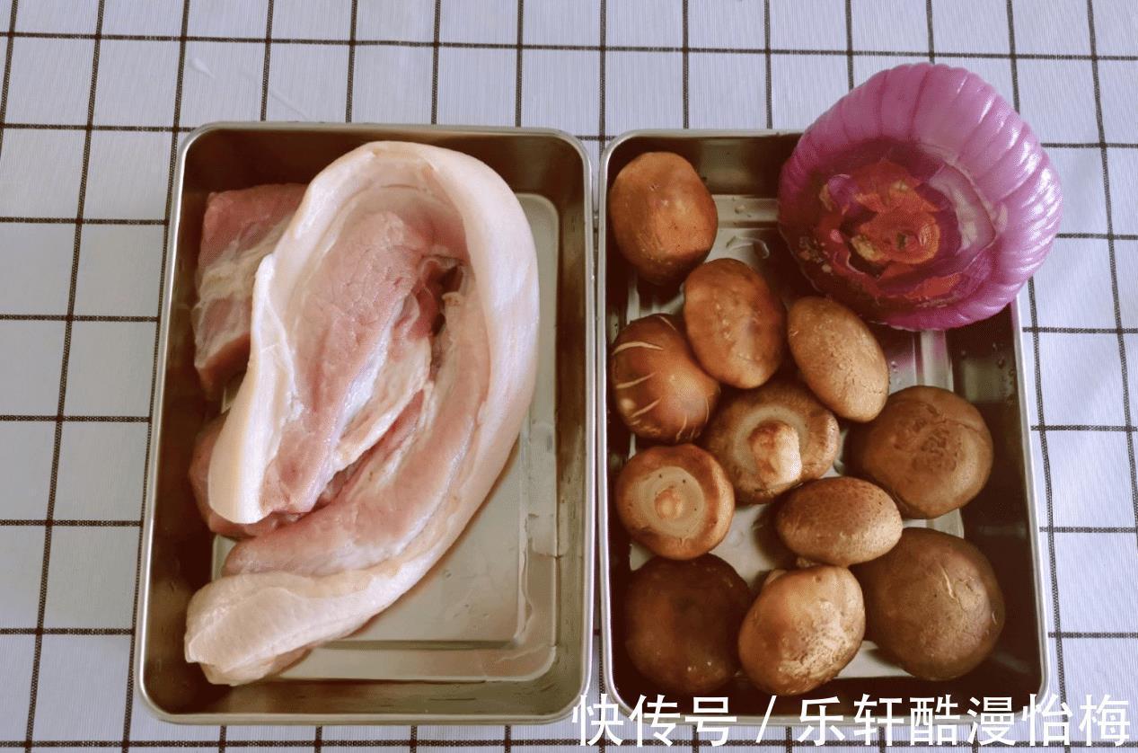 喜欢吃卤肉饭,那就自己做点卤肉,拌饭拌面或者是当菜都好吃