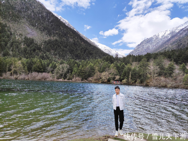 景区|川西最大高山湖泊，成都3小时刹拢