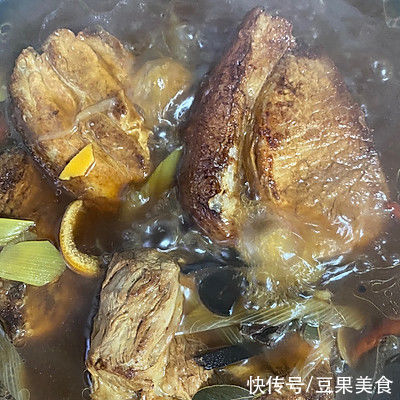 营养美味两手抓，山西烧肉是你的不二之选