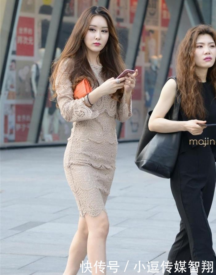 福气|街拍:他一定是花光了所有运气,才修来这么好的福气!