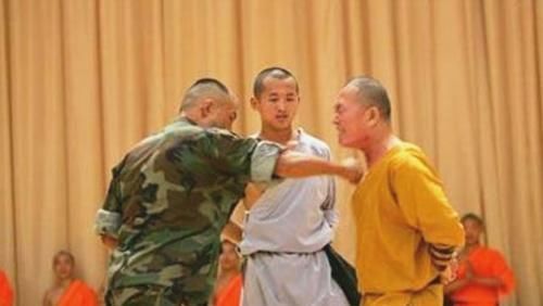 胜算|少林寺武术高深莫测,如果让武僧高手和特种兵搏斗,谁更有胜算