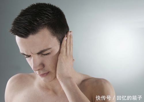 耳科医生:耳朵孔里经常痒,可能预示着4种病,最好别忽视!