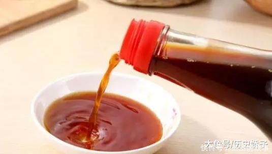 盆里加点它,养花10年不黄叶,年年花开不断!