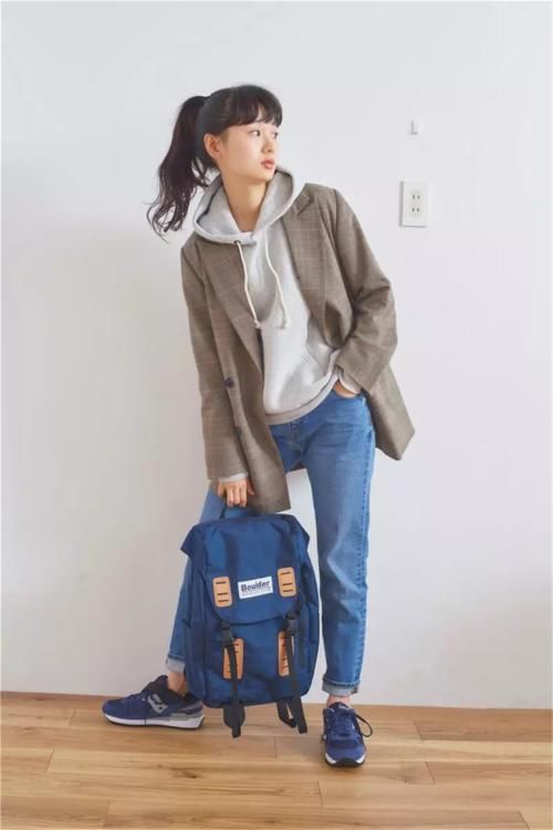 过了立春，脱了厚衣服，早春穿什么最合时宜？