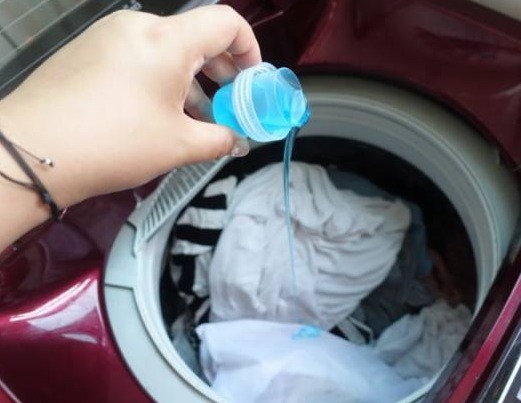区别|“洗衣粉”和“洗衣液”有何区别看完就明白，以后洗衣别再乱用